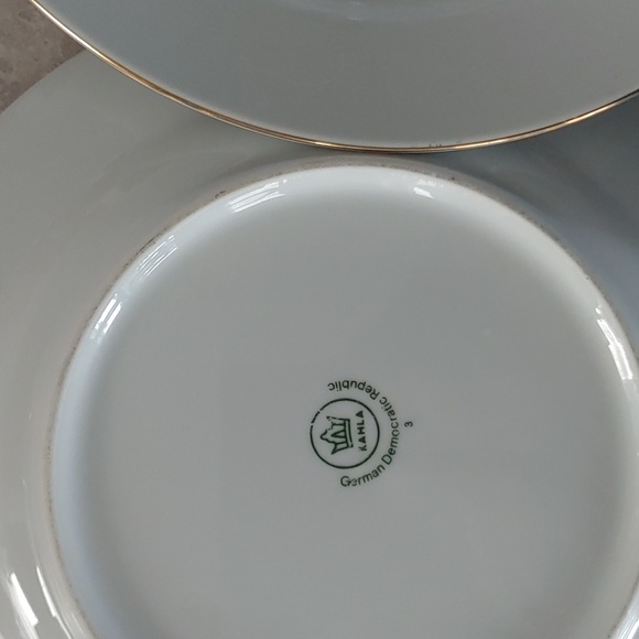 set of two Kahla GDR dinner plates - Picture 2 of 3
